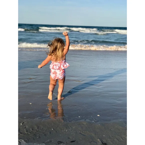 Girls Kortni Jeane White Red Pink Seashell Two Piece Swimsuit Size 4 - Picture 13 of 13